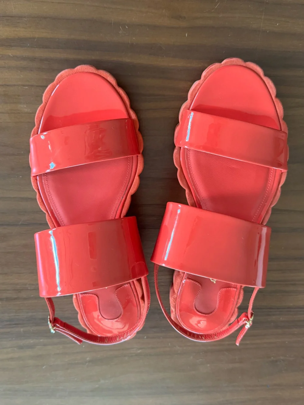 Salvatore Ferragamo Luisa Coral Patent Leather Sandals Size 8 NWOT